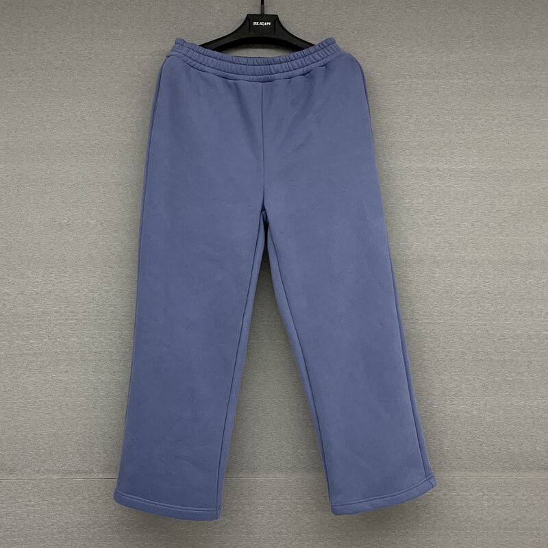 Custom flared sweatpants fit and body type guide